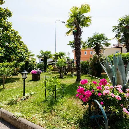 Ana Apartment Umag